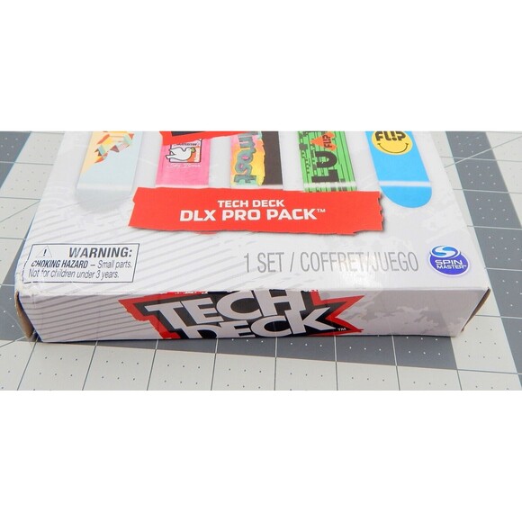 Tech Deck DLX Pro Pack of 10 Different Fingerboards 2022 Regular Size NIB - Picture 7 of 11